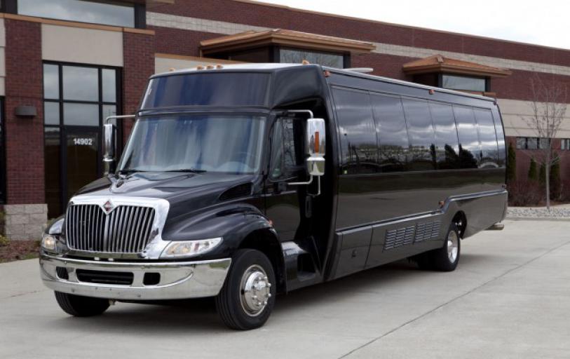Omaha 20 Passenger Party Bus